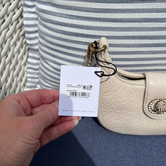 Kurt Geiger London Chelsea Small Hobo Crossbody Bag - Picture 5 of 11